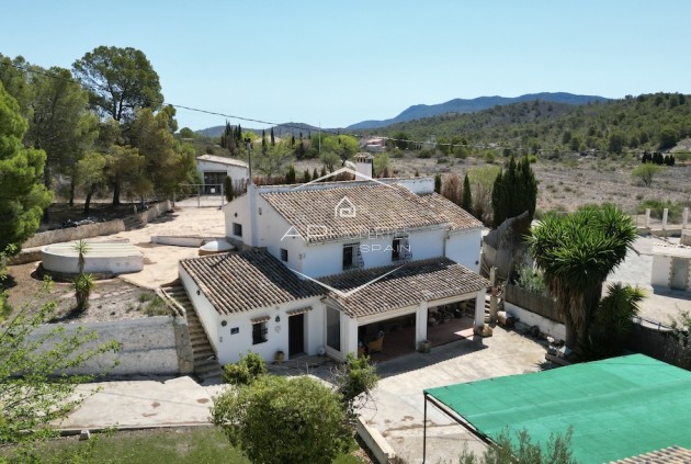 Reventa - Villa / Independiente -
Hondón de las Nieves