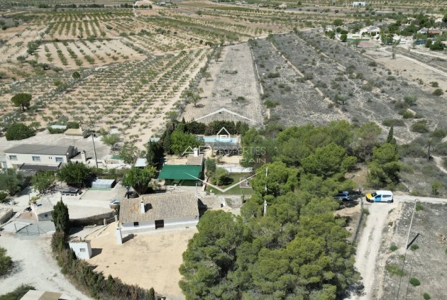 Reventa - Villa / Independiente -
Hondón de las Nieves