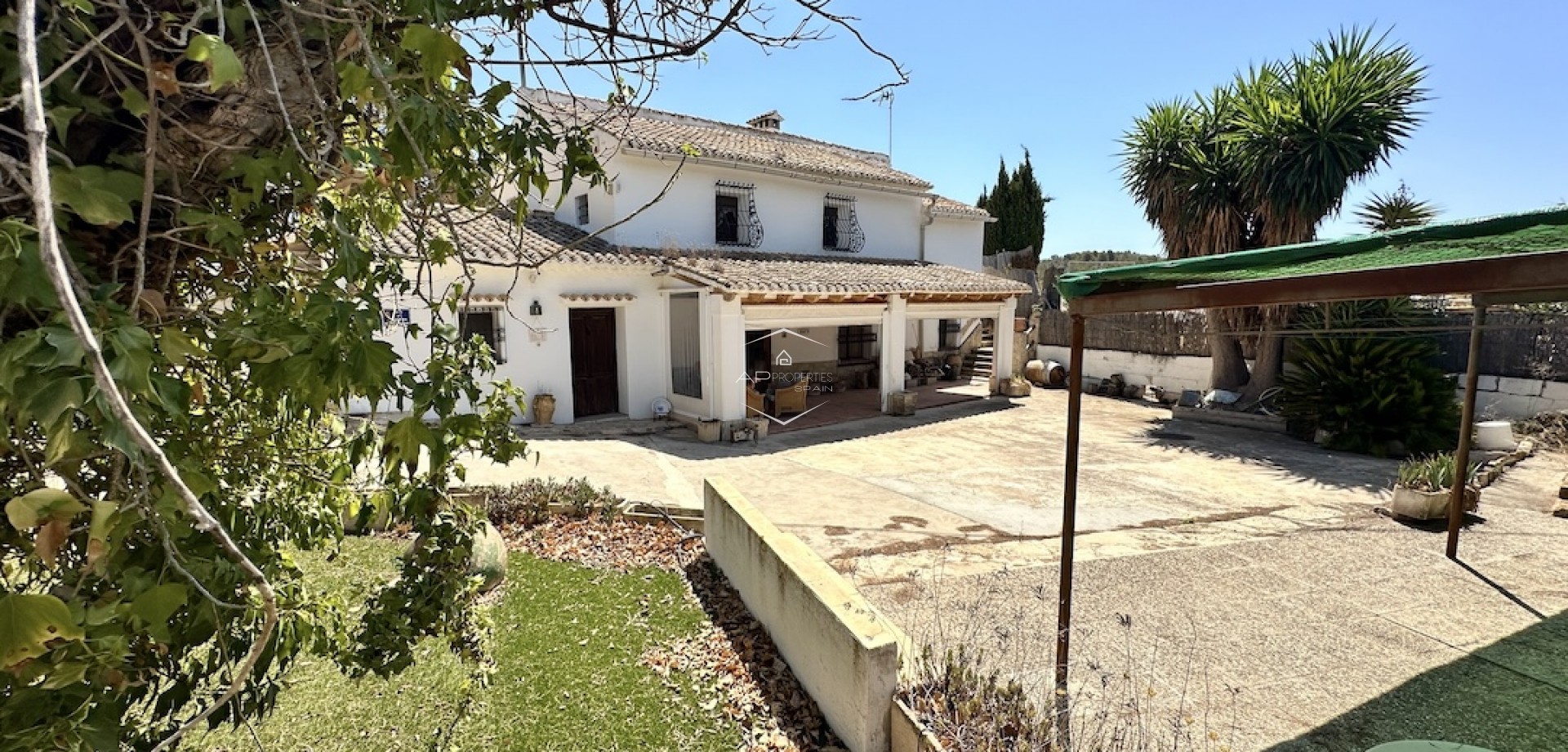 Resale - Villa / Detached -
Hondón de las Nieves