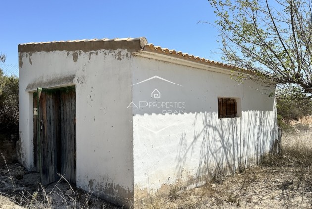 Resale - Villa / Detached -
Hondón de las Nieves