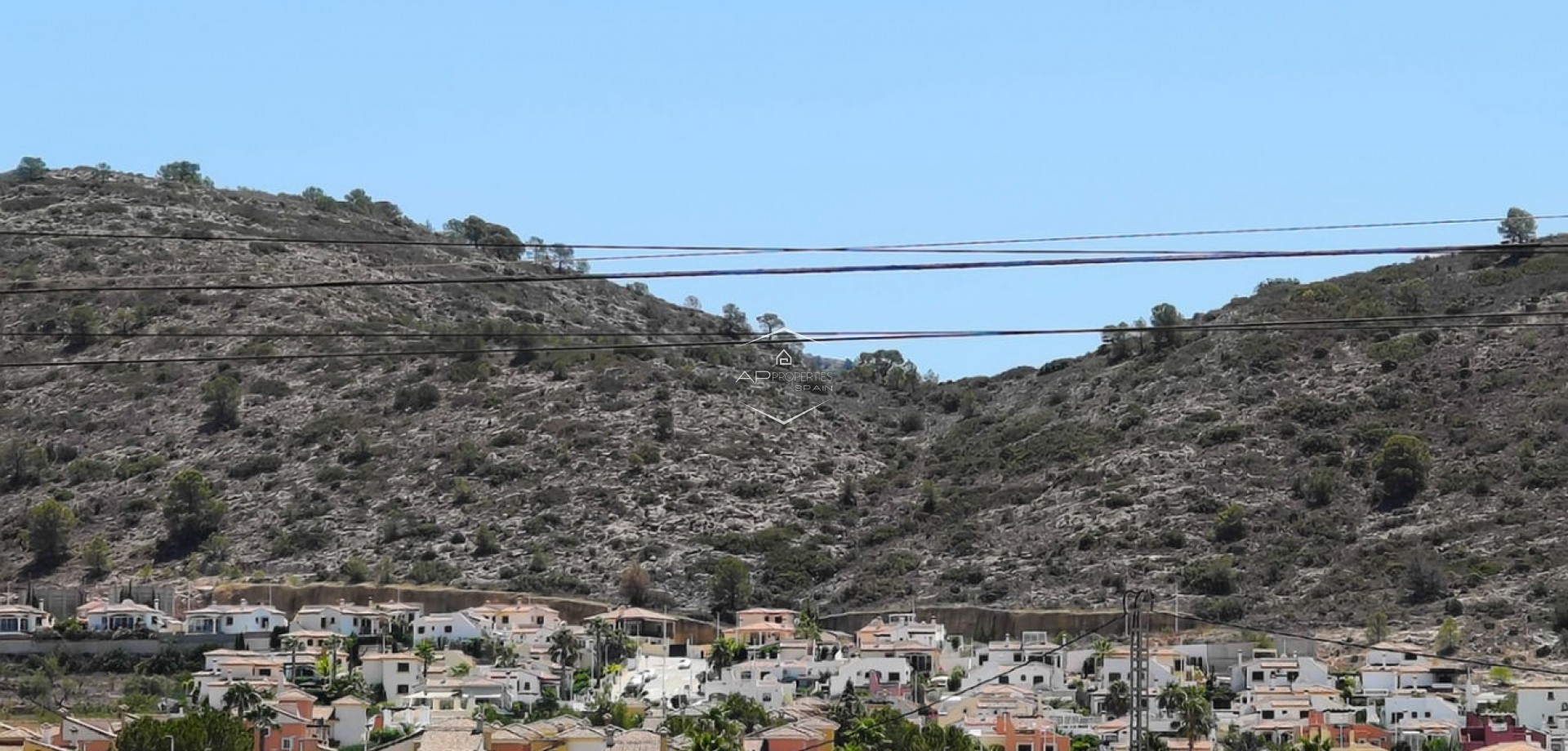 Herverkoop - Finca -
Hondón de las Nieves - La Montañosa