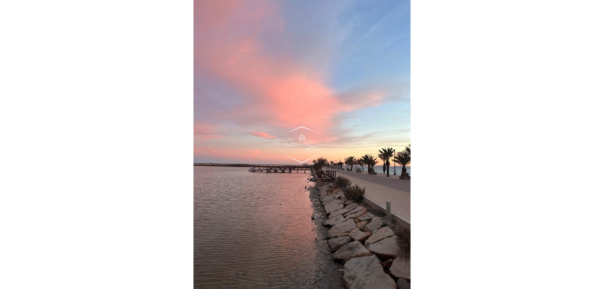 Revente - Villa / Indépendante -
Santiago de la Ribera - Dos Mares