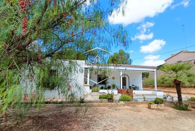 Resale - Villa / Detached -
Hondón de las Nieves