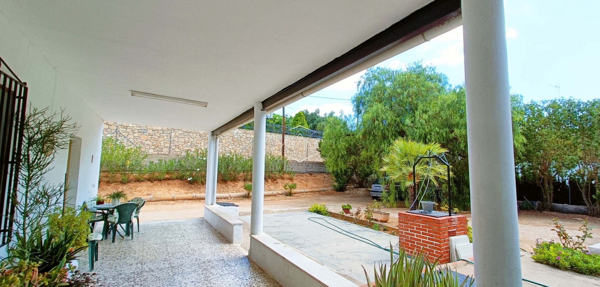 Resale - Villa / Detached -
Hondón de las Nieves