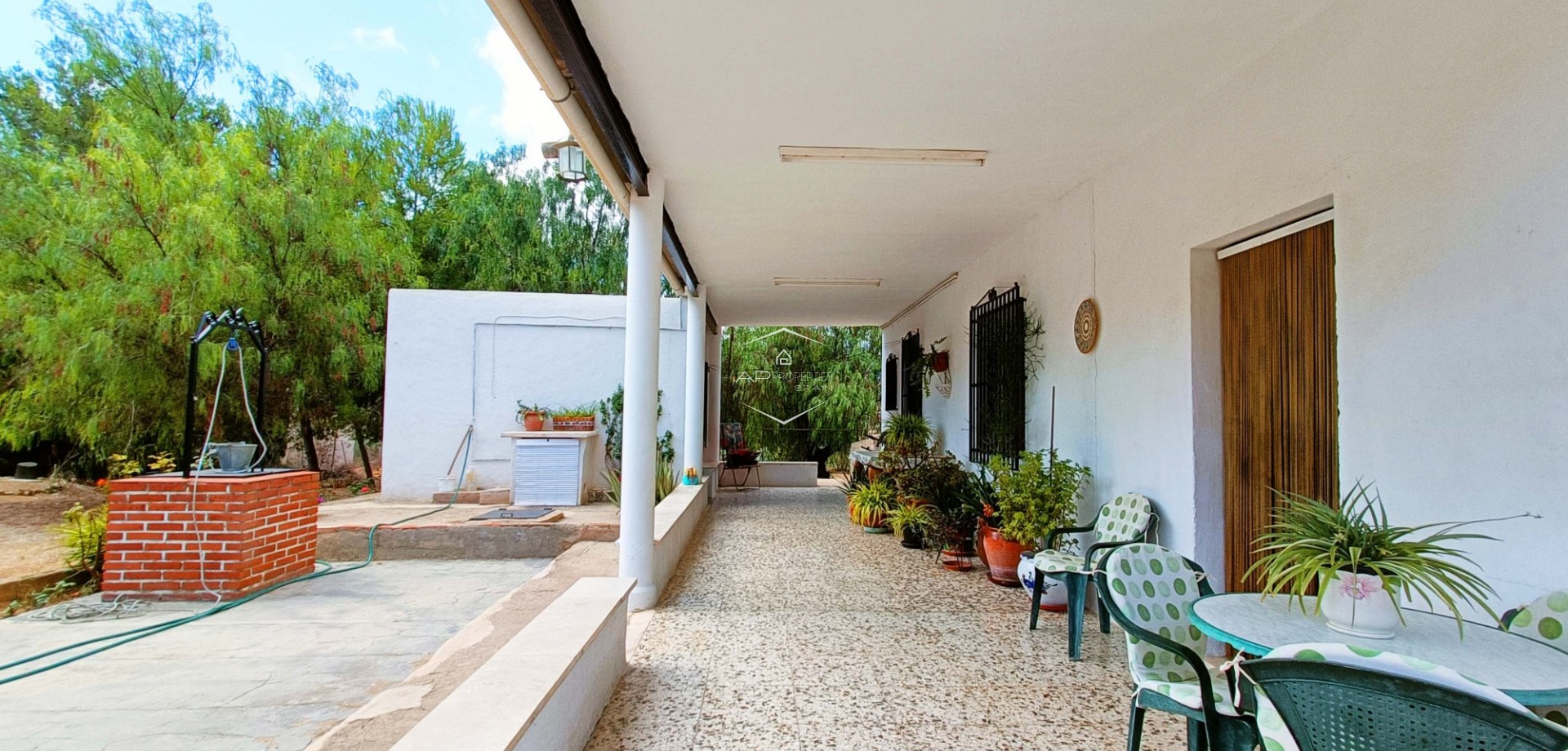 Resale - Villa / Detached -
Hondón de las Nieves