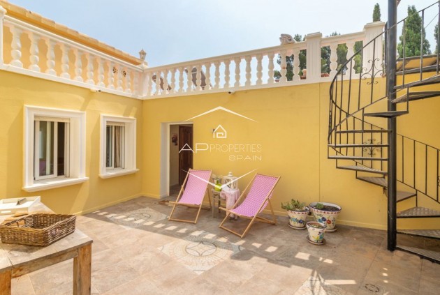 Herverkoop - Villa / Vrijstaand -
Calpe - Zona Puerto Blanco - Maryvilla