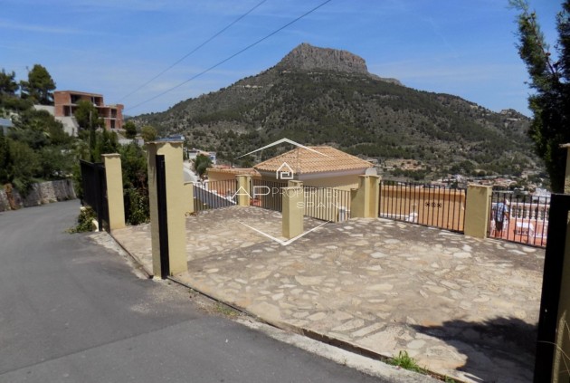 Reventa - Villa / Independiente -
Calpe - Zona Puerto Blanco - Maryvilla