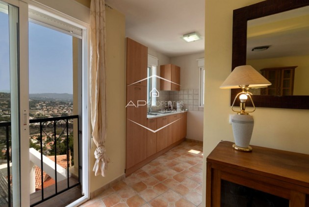 Revente - Villa / Indépendante -
Calpe - Zona Puerto Blanco - Maryvilla