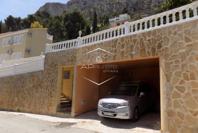 Revente - Villa / Indépendante -
Calpe - Zona Puerto Blanco - Maryvilla