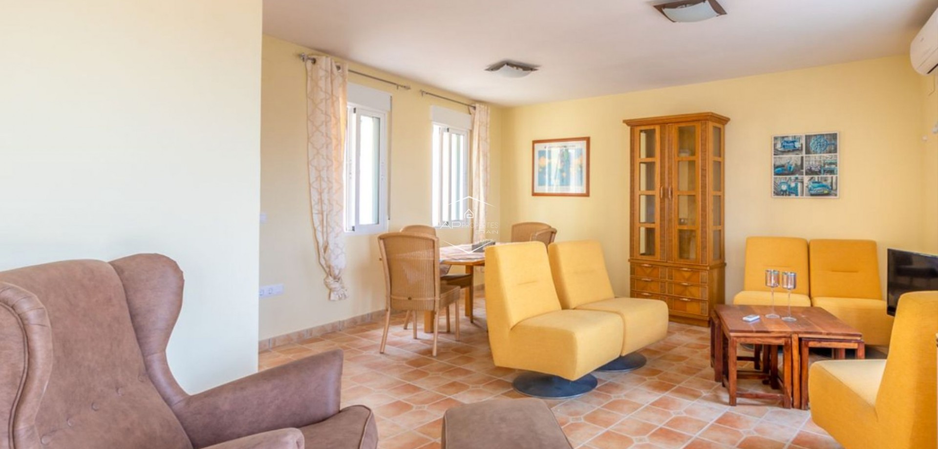 Reventa - Villa / Independiente -
Calpe - Zona Puerto Blanco - Maryvilla