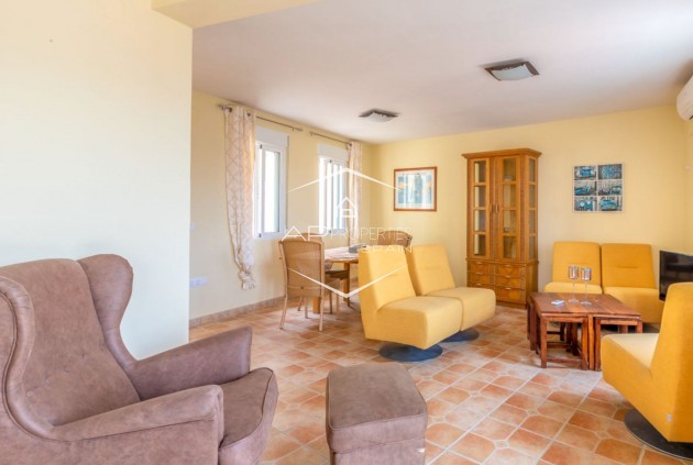 Revente - Villa / Indépendante -
Calpe - Zona Puerto Blanco - Maryvilla