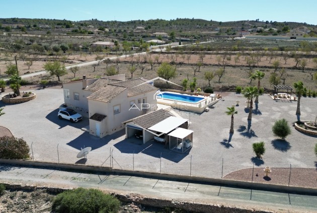 Resale - Villa / Detached -
Hondón de los Fráiles