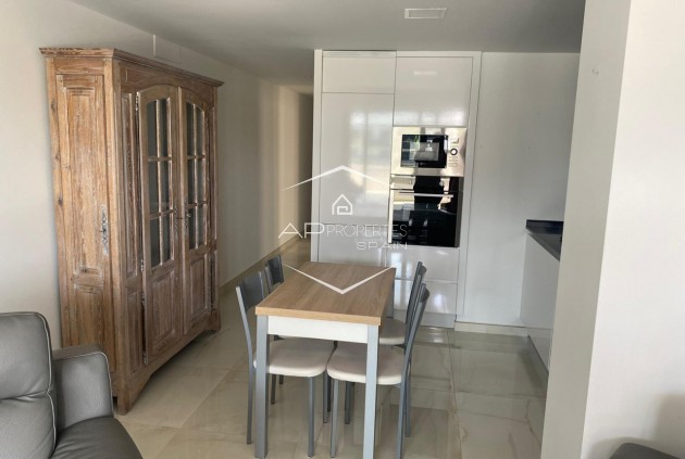 Resale - Apartment / flat -
Los Alcázares - Los Almendros