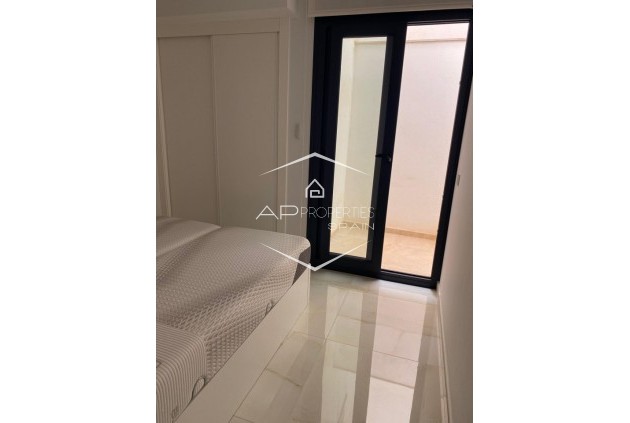 Herverkoop - Appartement / flat -
Los Alcázares - Los Almendros