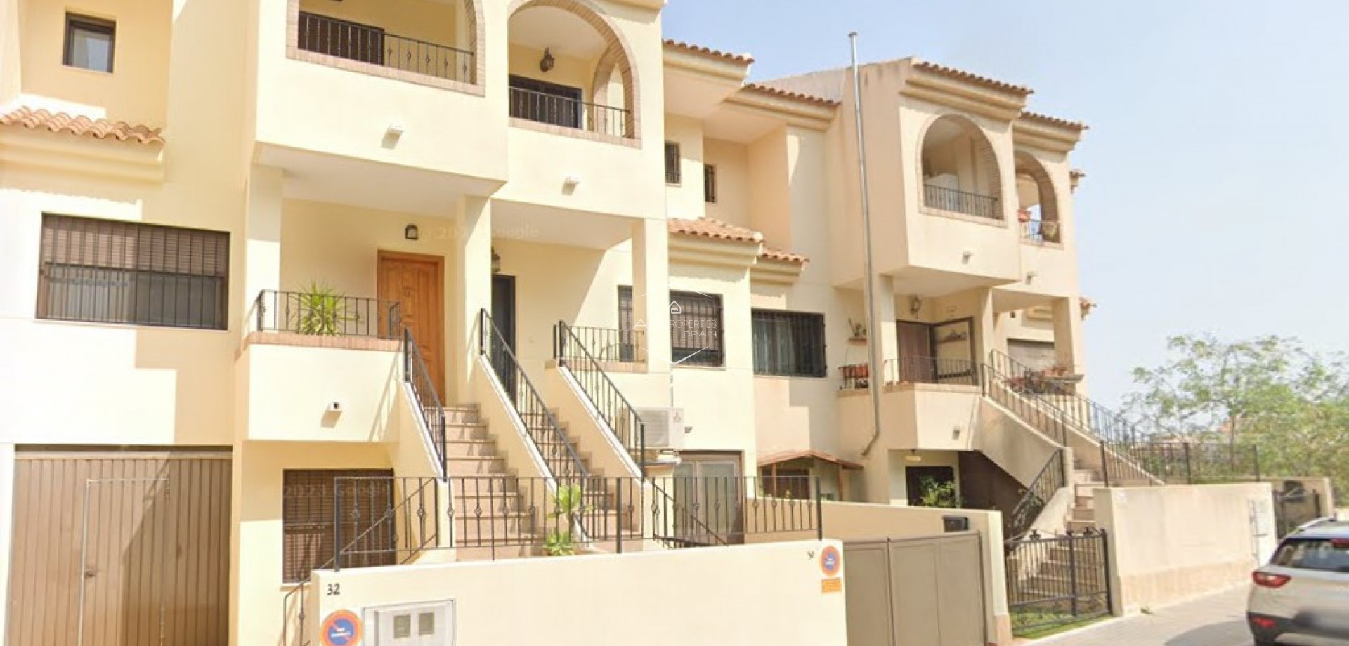 Resale - Townhouse -
San Miguel de Salinas