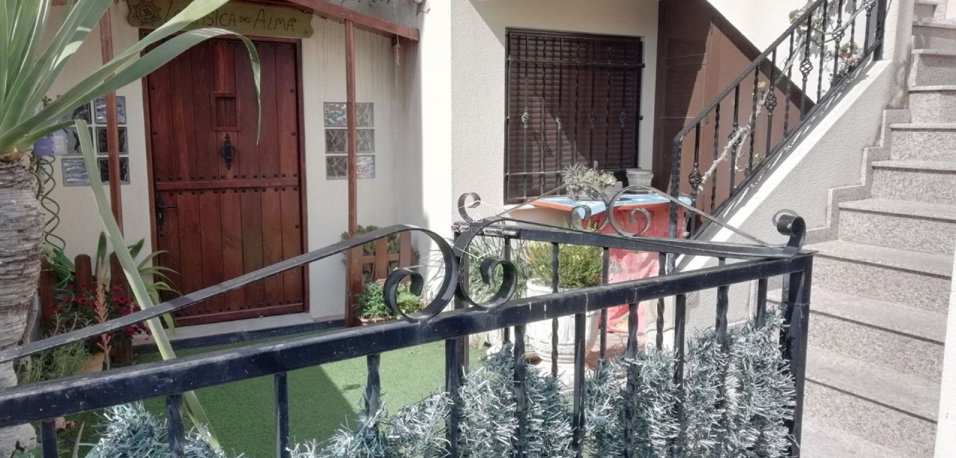 Resale - Townhouse -
San Miguel de Salinas