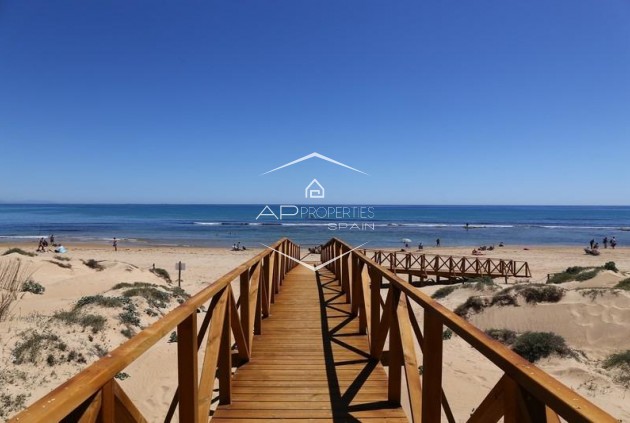 Nowy budynek - Apartment - Penthouse -
Torrevieja - La Mata