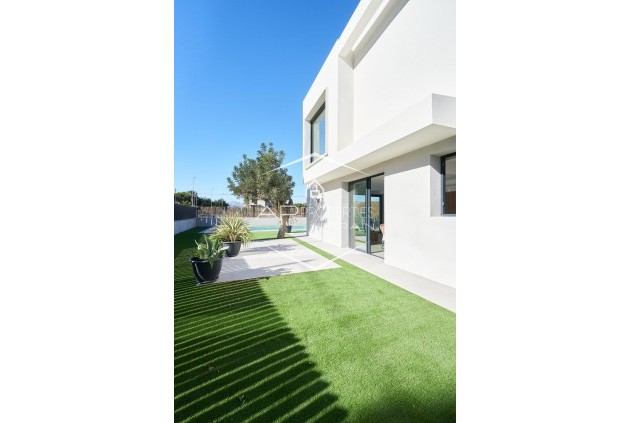 New Build - Villa / Detached -
San Juan de Alicante - La Font