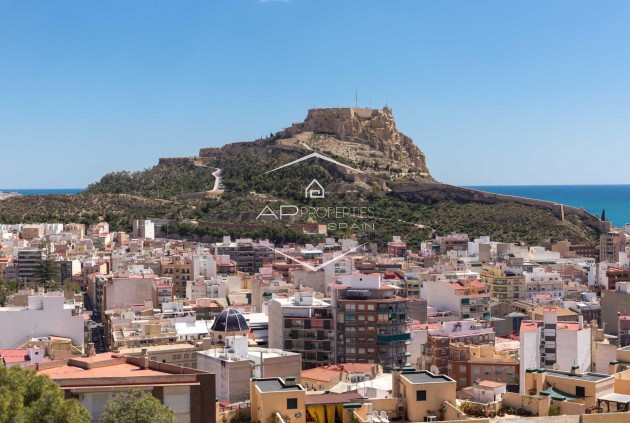 Nowy budynek - Mieszkanie w bloku -
Alicante - Centro