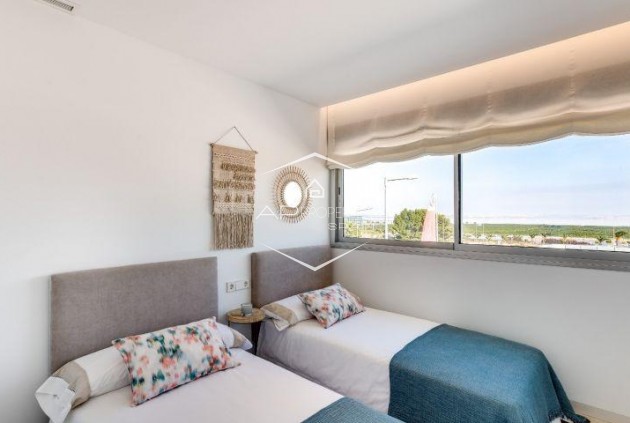 Nowy budynek - Bungalow -
Torrevieja - Los Balcones