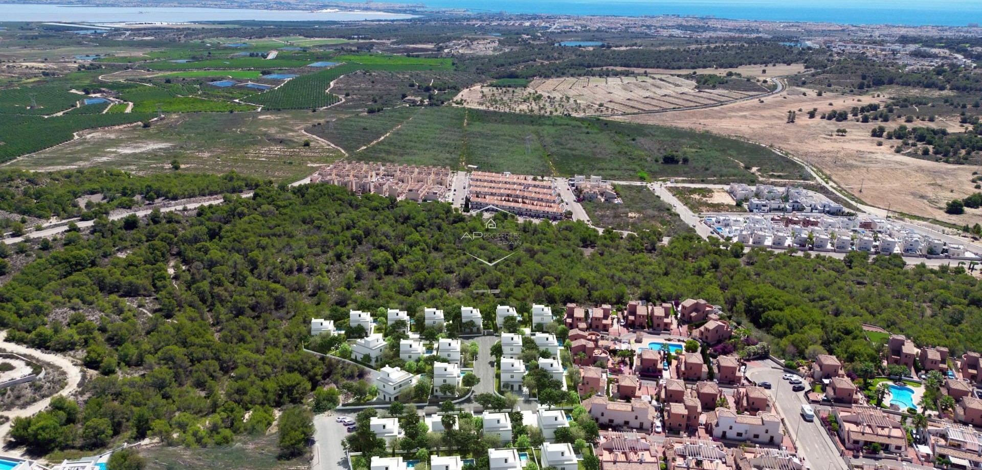 Nueva construcción  - Villa / Independiente -
San Miguel de Salinas - Cerro Del Sol