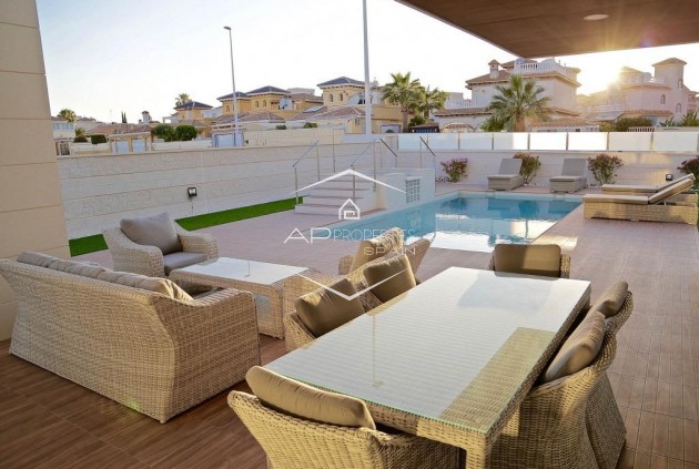 Nieuwbouw Woningen - Villa / Vrijstaand -
Orihuela Costa - Campoamor