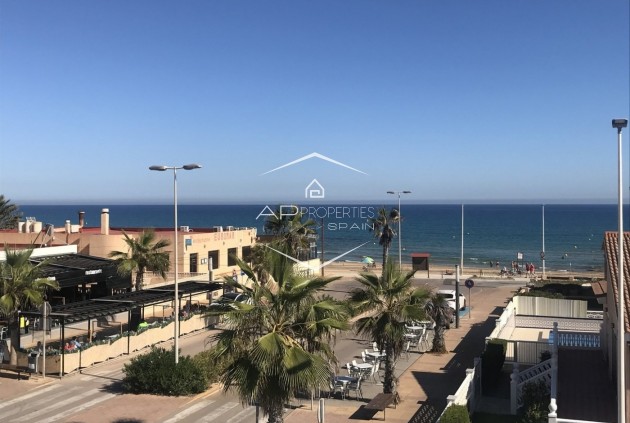 Nouvelle construction - Villa / Indépendante -
Torrevieja - La Mata Pueblo