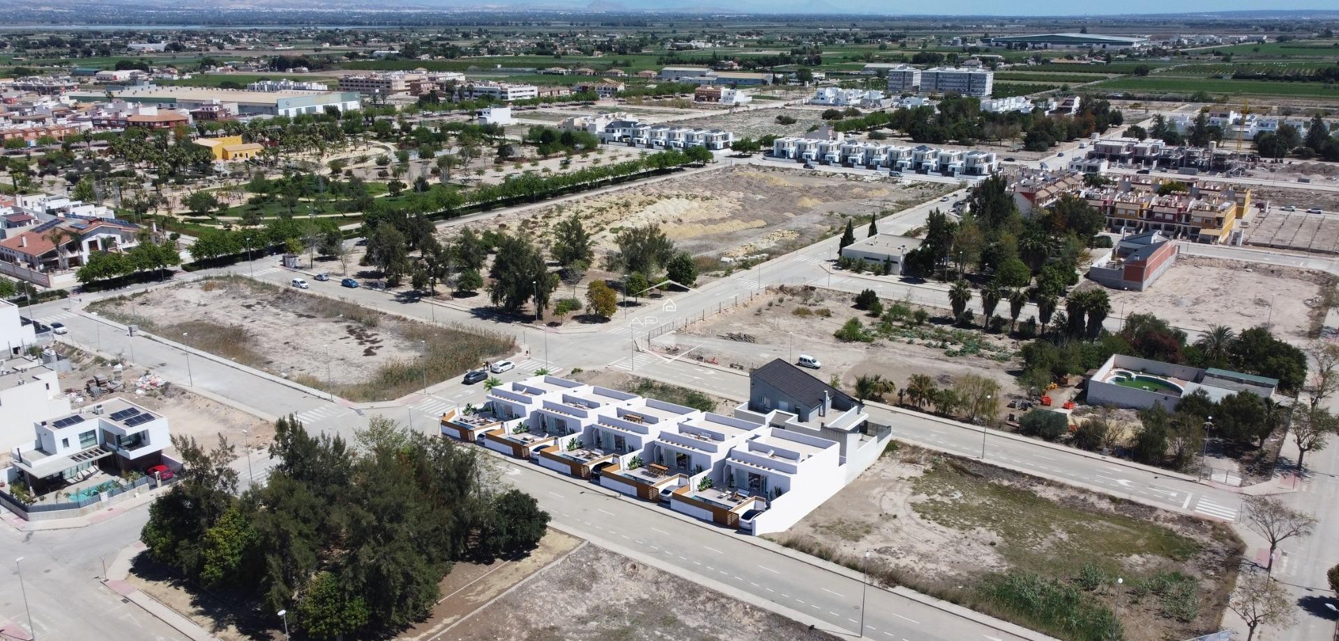 Nueva construcción  - Villa / Independiente -
Dolores - polideportivo