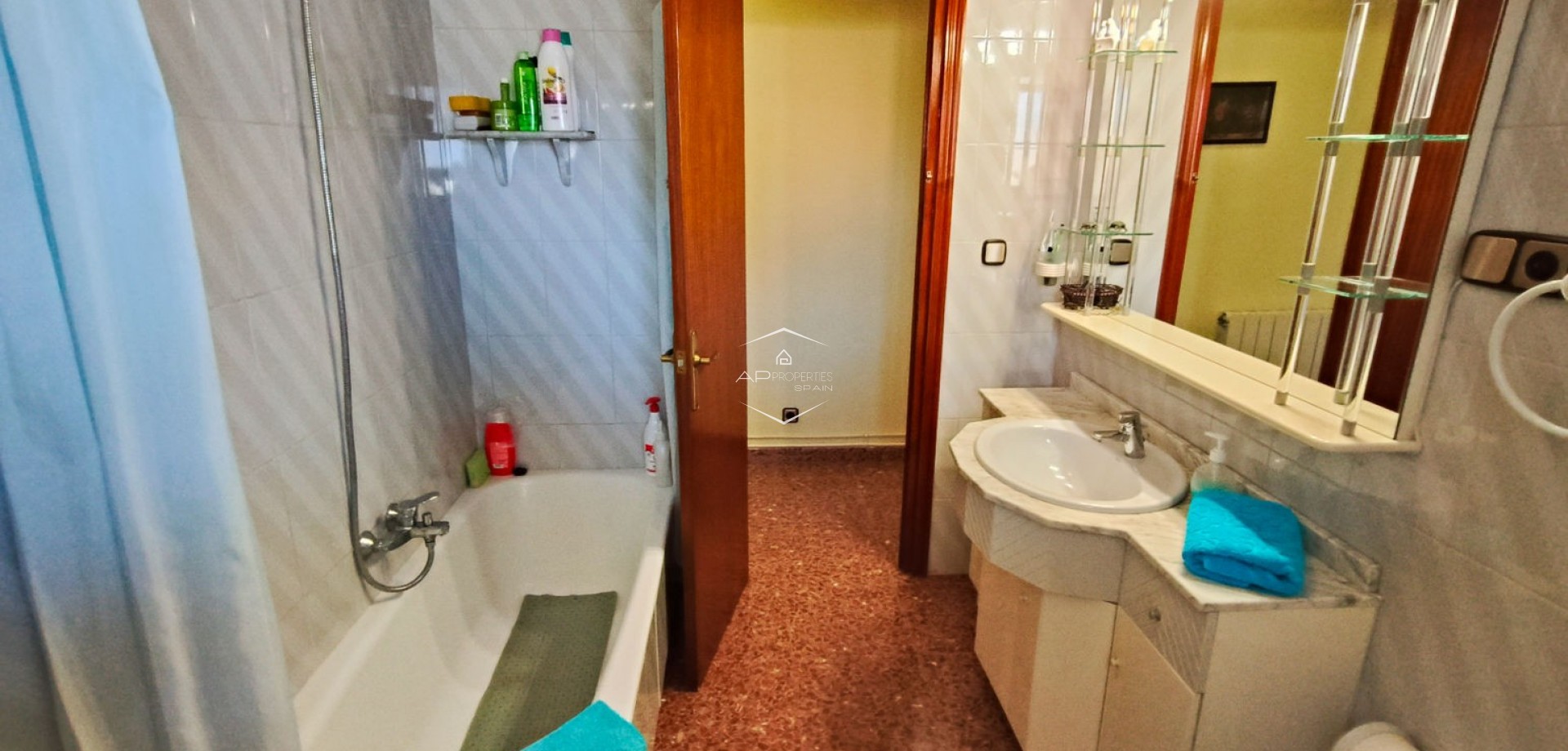 Reventa - Apartamento / piso -
La Romana