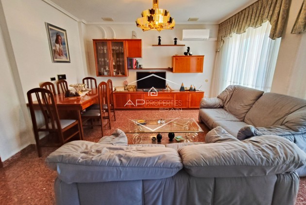 Resale - Apartment / flat -
La Romana