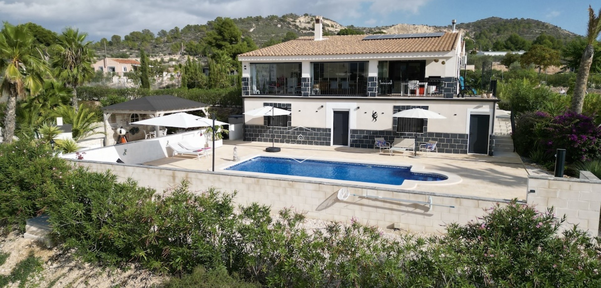 Resale - Villa / Detached -
La Romana