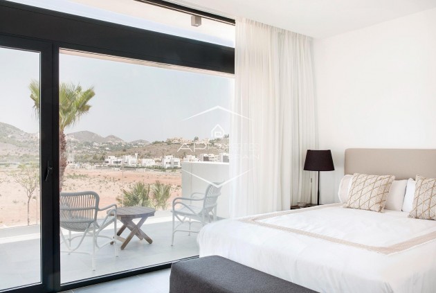 Nueva construcción  - Villa - Independiente -
La Manga Club