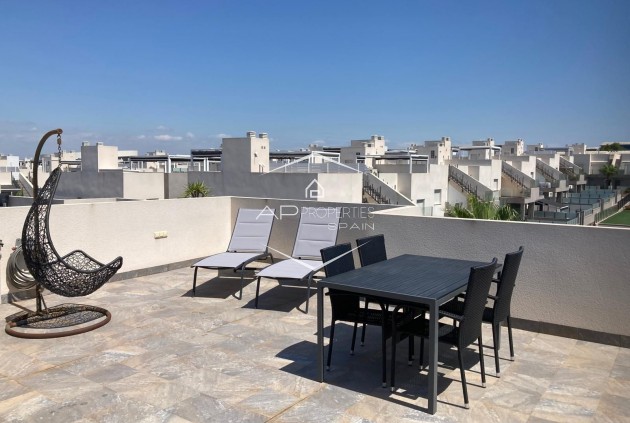 Resale - Apartment - Penthouse -
Torrevieja - Nueva Torrevieja - Aguas Nuevas