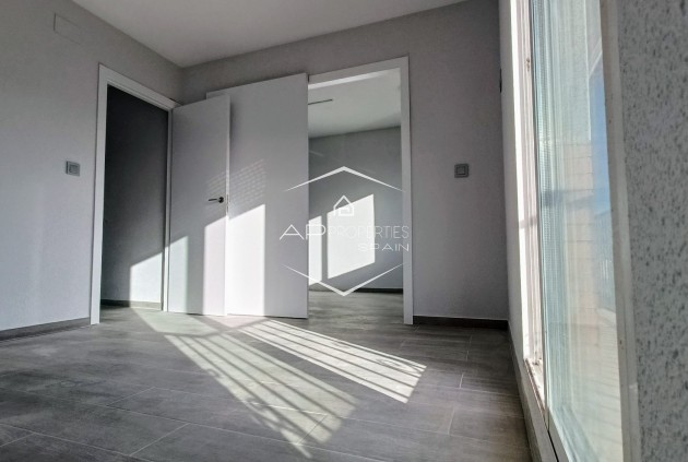 Reventa - Adosado -
La Romana