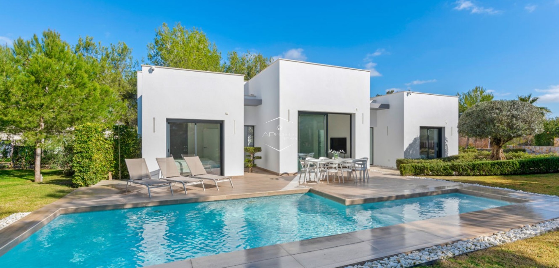 Resale - Villa - Detached -
Orihuela Costa - Las Colinas Golf