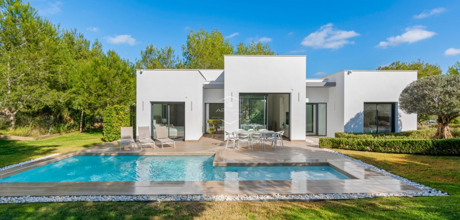 Resale - Villa - Detached -
Orihuela Costa - Las Colinas Golf