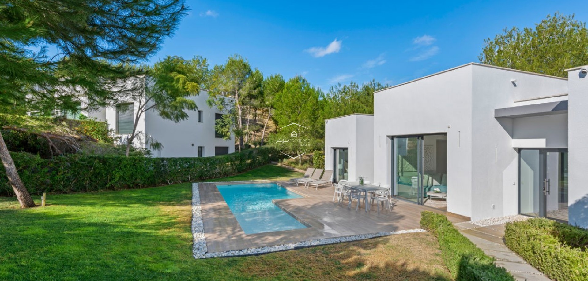 Resale - Villa - Detached -
Orihuela Costa - Las Colinas Golf