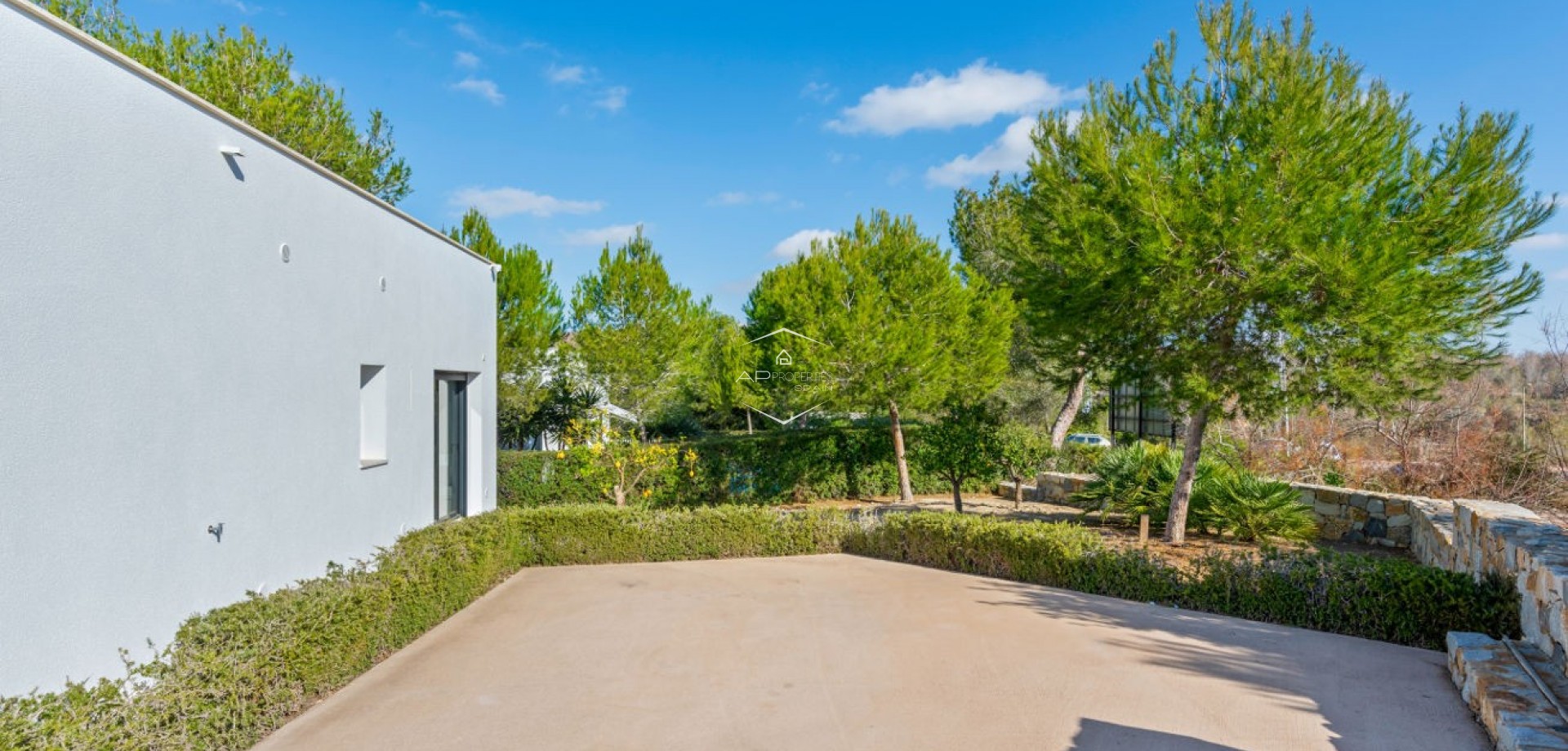 Resale - Villa - Detached -
Orihuela Costa - Las Colinas Golf