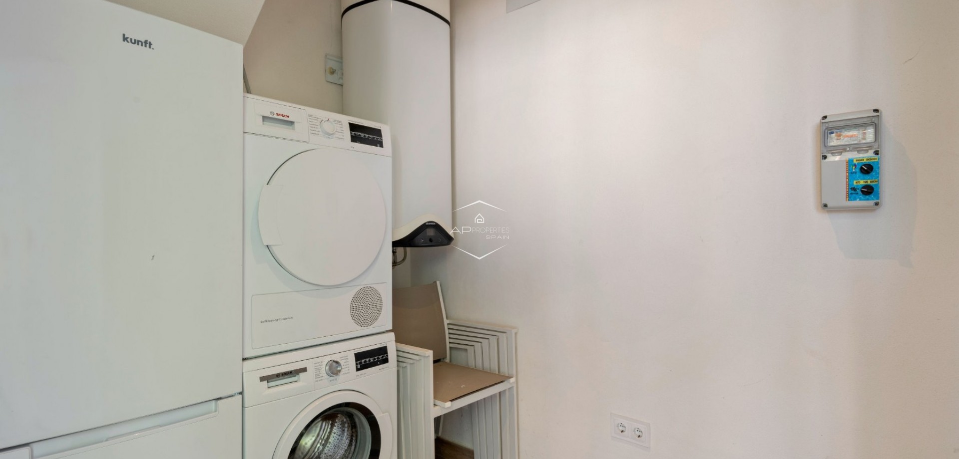 Resale - Villa - Detached -
Orihuela Costa - Las Colinas Golf