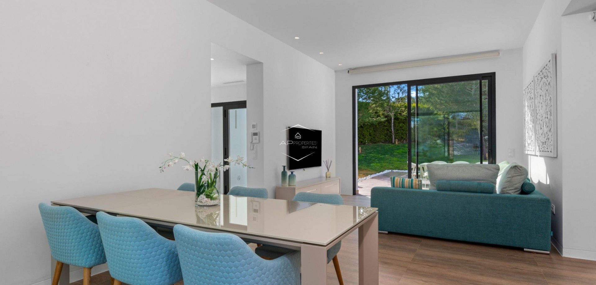 Resale - Villa - Detached -
Orihuela Costa - Las Colinas Golf