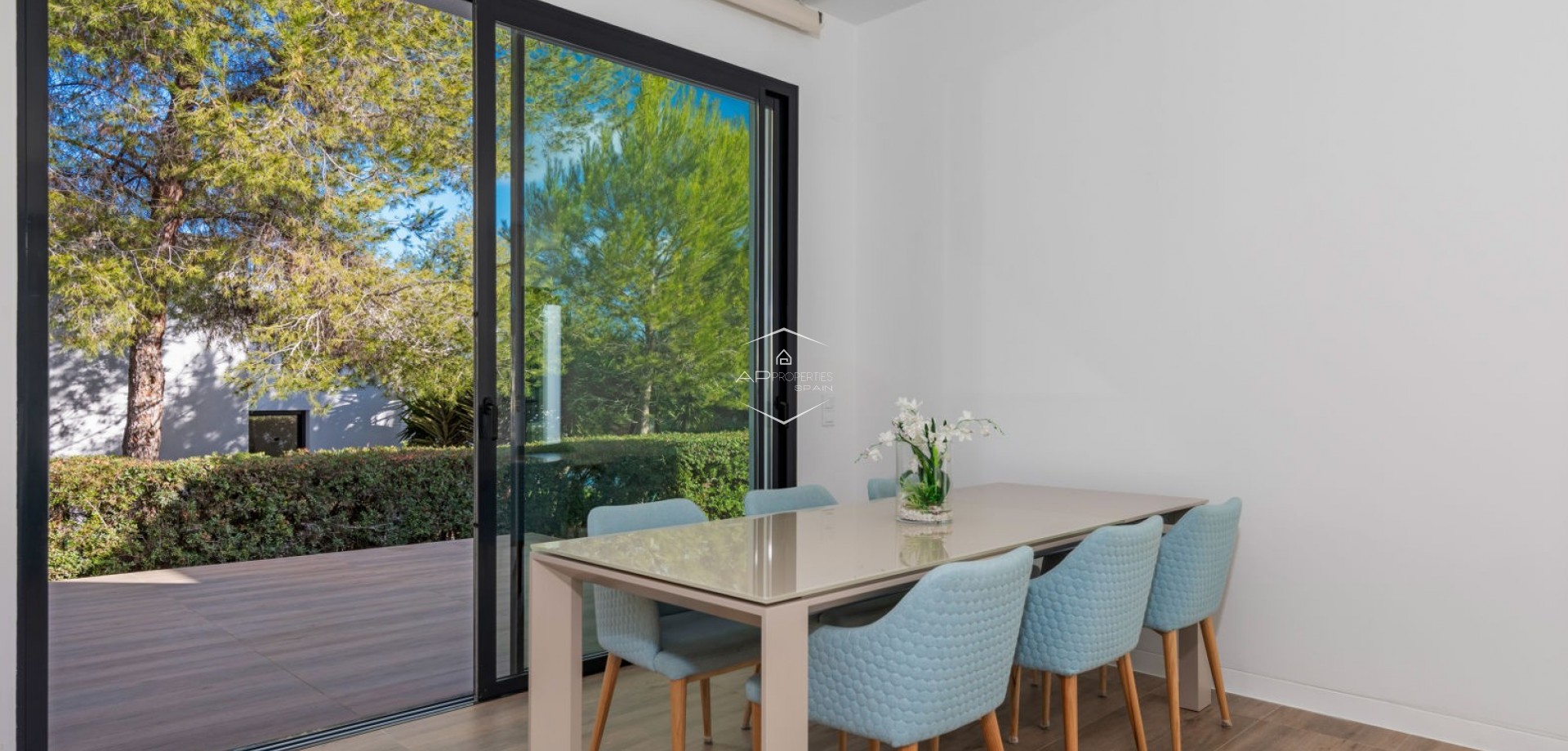 Resale - Villa - Detached -
Orihuela Costa - Las Colinas Golf