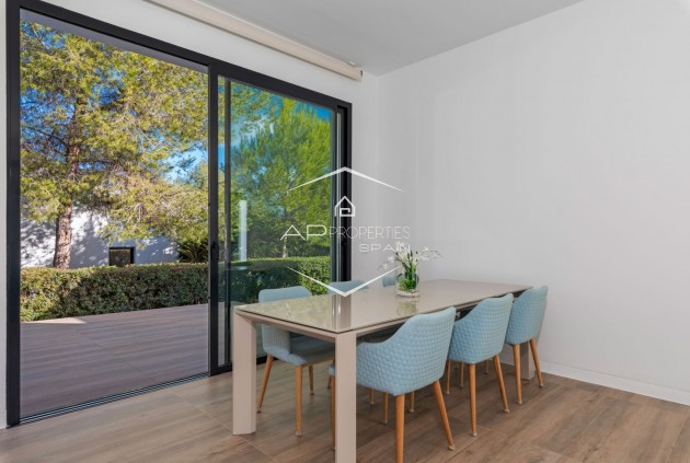 Resale - Villa - Detached -
Orihuela Costa - Las Colinas Golf