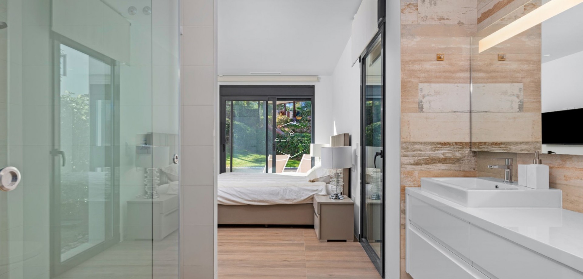 Resale - Villa - Detached -
Orihuela Costa - Las Colinas Golf