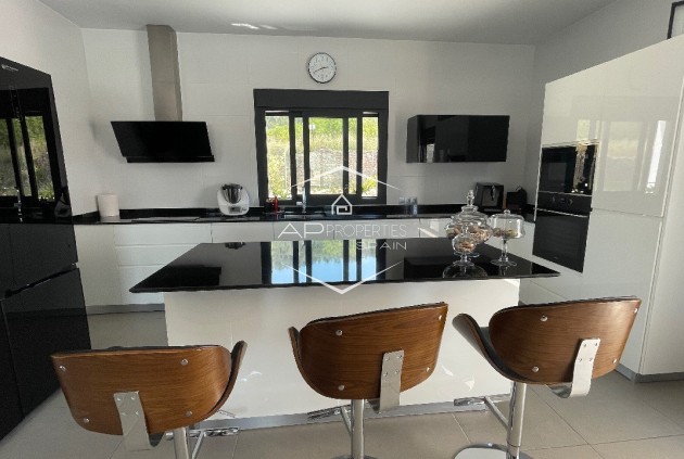 New Build - Villa - Detached -
Macisvenda