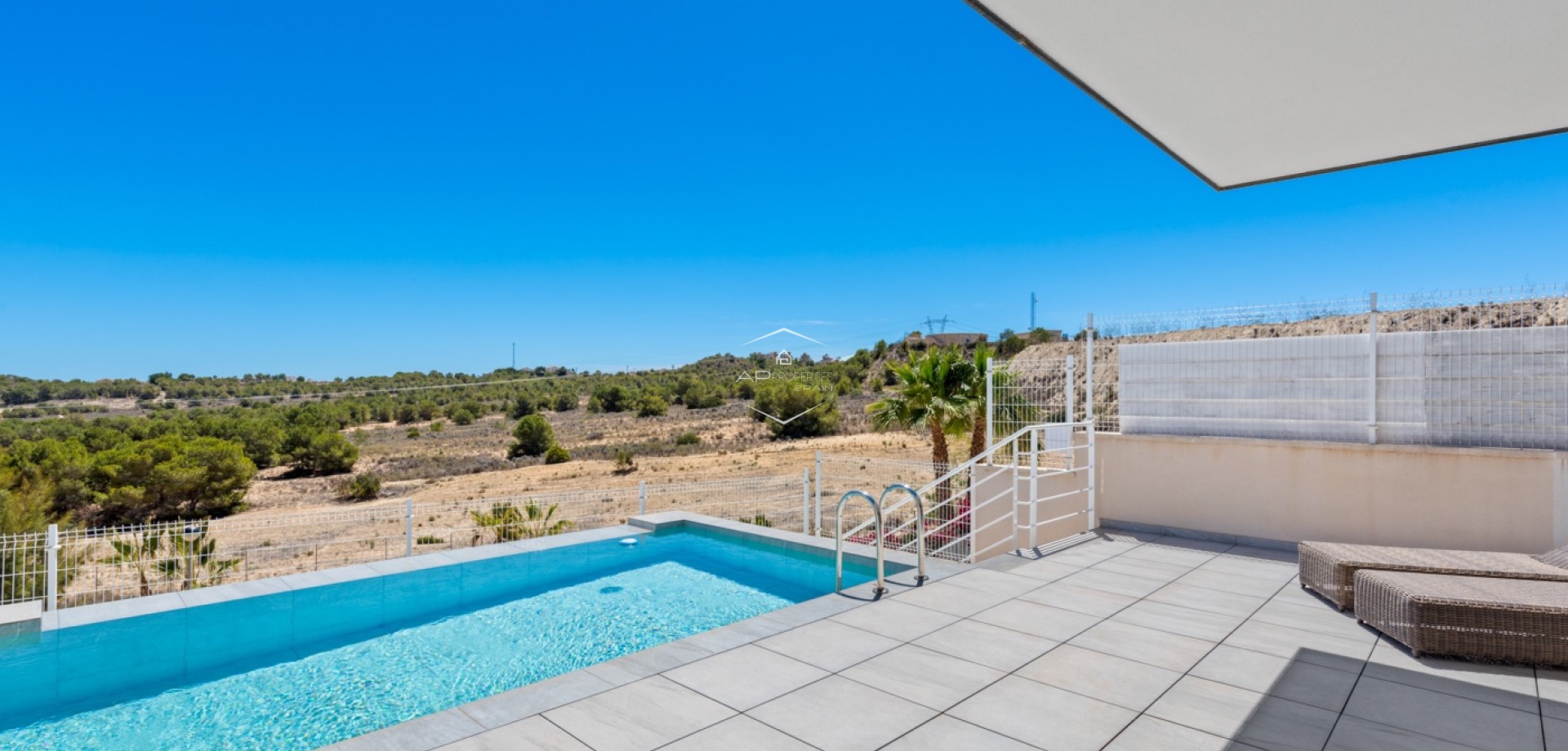 Resale - Villa - Detached -
San Miguel de Salinas - Costa Blanca South