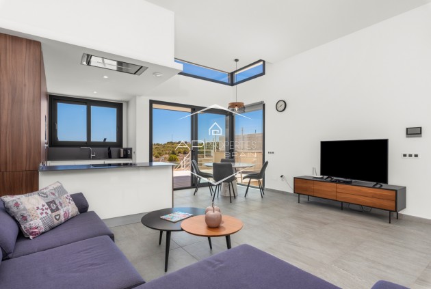 Resale - Villa - Detached -
San Miguel de Salinas - Costa Blanca South