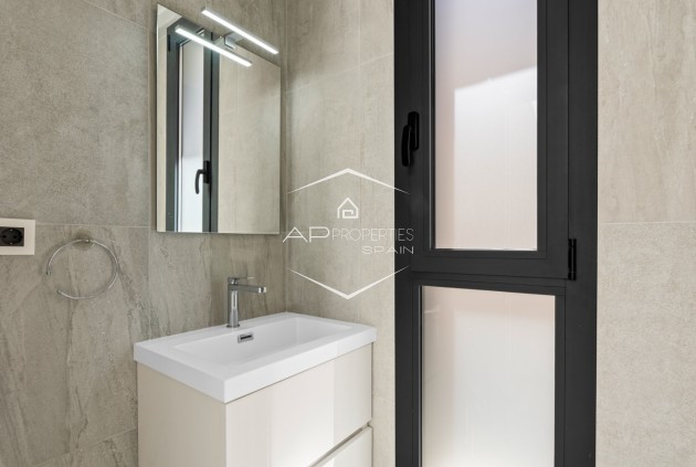 Resale - Villa - Detached -
San Miguel de Salinas - Costa Blanca South