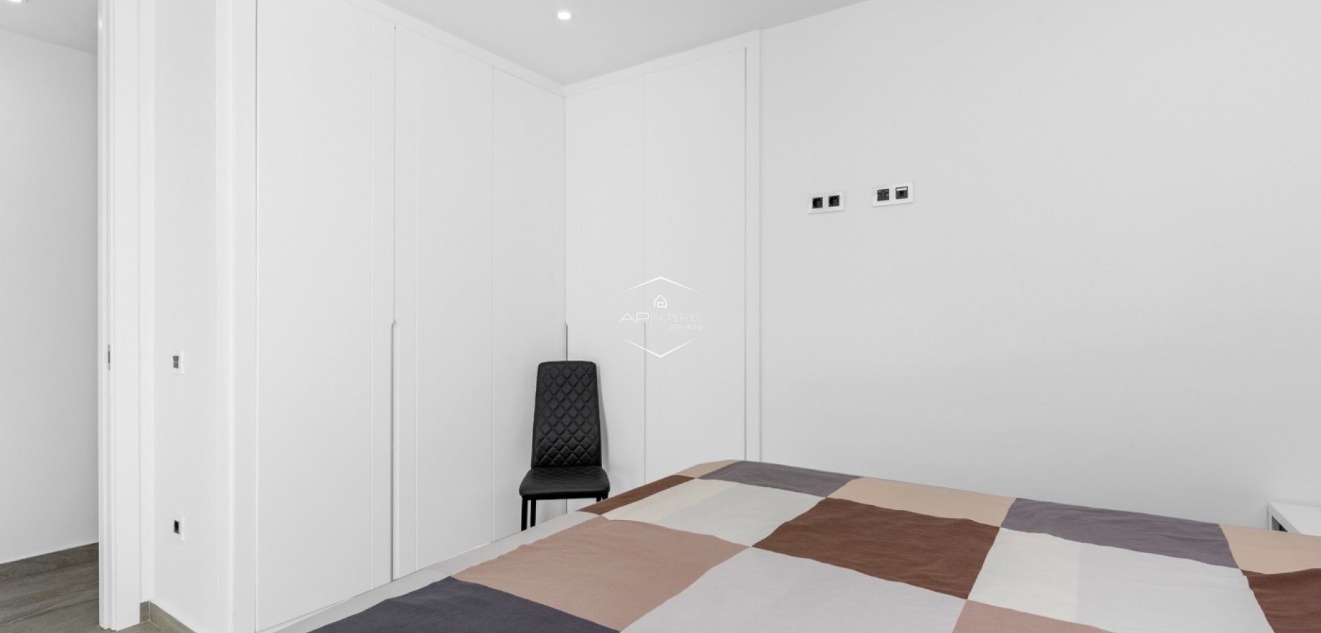 Resale - Villa - Detached -
San Miguel de Salinas - Costa Blanca South