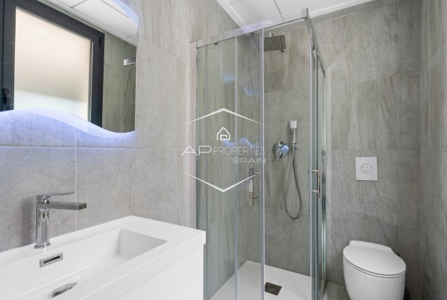 Resale - Villa - Detached -
San Miguel de Salinas - Costa Blanca South