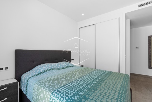 Resale - Villa - Detached -
San Miguel de Salinas - Costa Blanca South